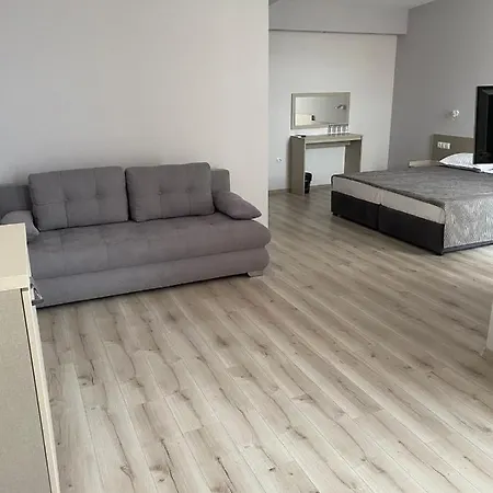 Downtown Hotel And B&B Burgas
